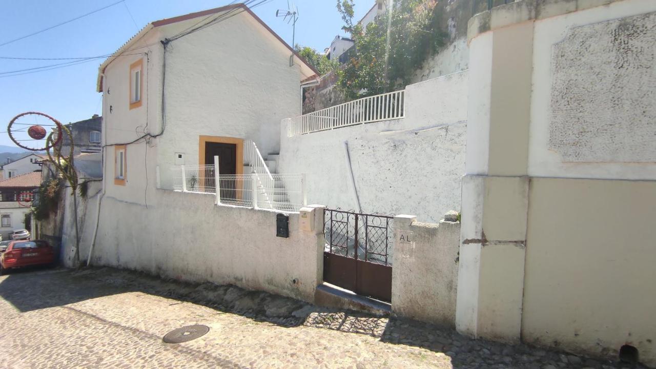 Lemon Tree House Coimbra - Courtyard Garden With City Views Kültér fotó